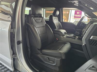 2017 Ford F-150 Raptor SUPER CREW 4X4/V6   - Photo 12 - Hamilton, OH 45015