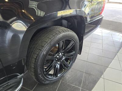 2010 Cadillac Escalade ESV Luxury Collection 4DR SUV AWD   - Photo 39 - Hamilton, OH 45015