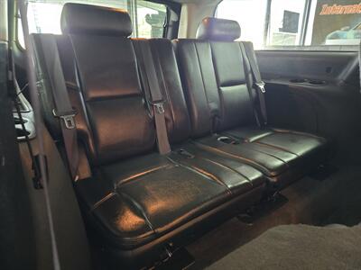 2010 Cadillac Escalade ESV Luxury Collection 4DR SUV AWD   - Photo 21 - Hamilton, OH 45015