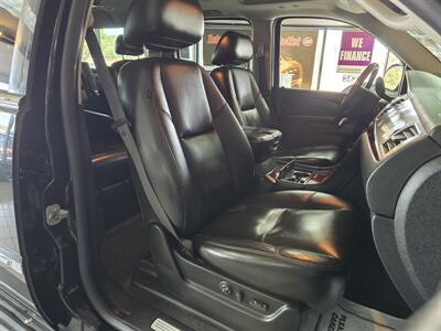2010 Cadillac Escalade ESV Luxury Collection 4DR SUV AWD   - Photo 17 - Hamilton, OH 45015