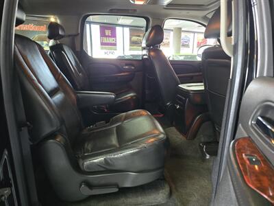 2010 Cadillac Escalade ESV Luxury Collection 4DR SUV AWD   - Photo 20 - Hamilton, OH 45015