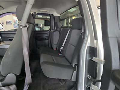 2013 Chevrolet Silverado 1500 LT 4DR EXTENDED CAB - Photo 11 - Hamilton, OH 45015