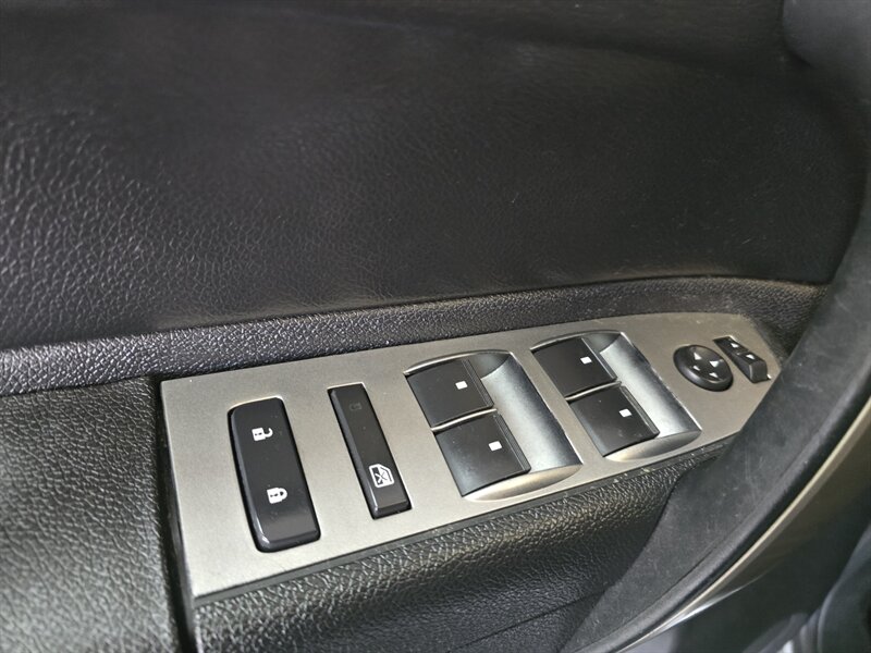 2013 Chevrolet Silverado 1500 LT 4DR EXTENDED CAB - Photo 21 - Hamilton, OH 45015