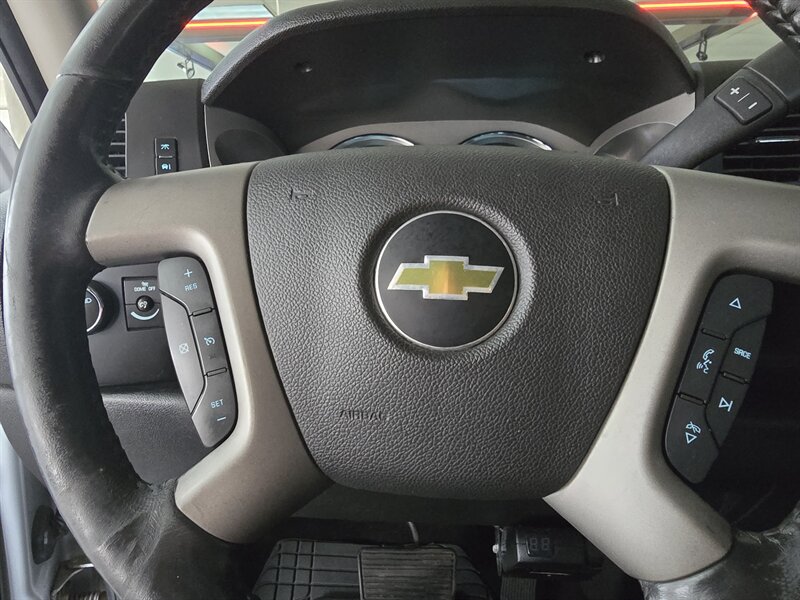 2013 Chevrolet Silverado 1500 LT 4DR EXTENDED CAB - Photo 23 - Hamilton, OH 45015