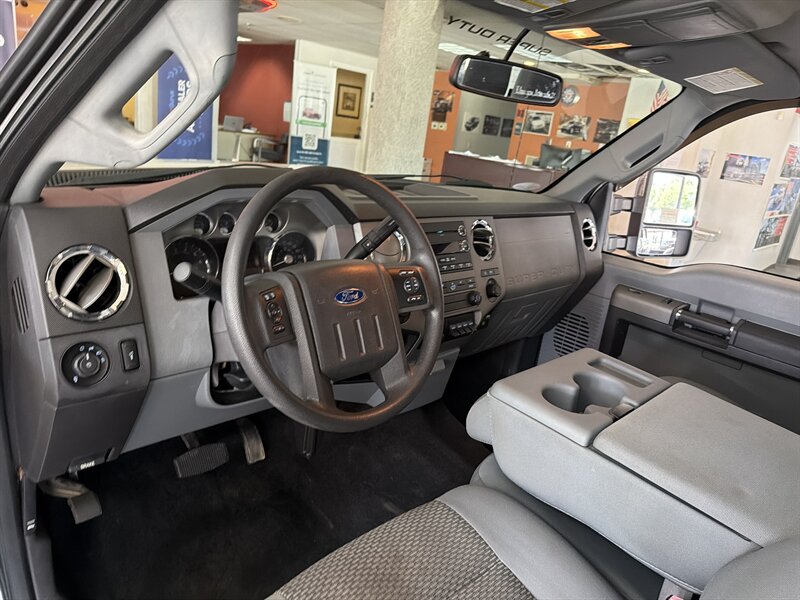 2012 Ford F-250 XLT - Photo 10 - Hamilton, OH 45015