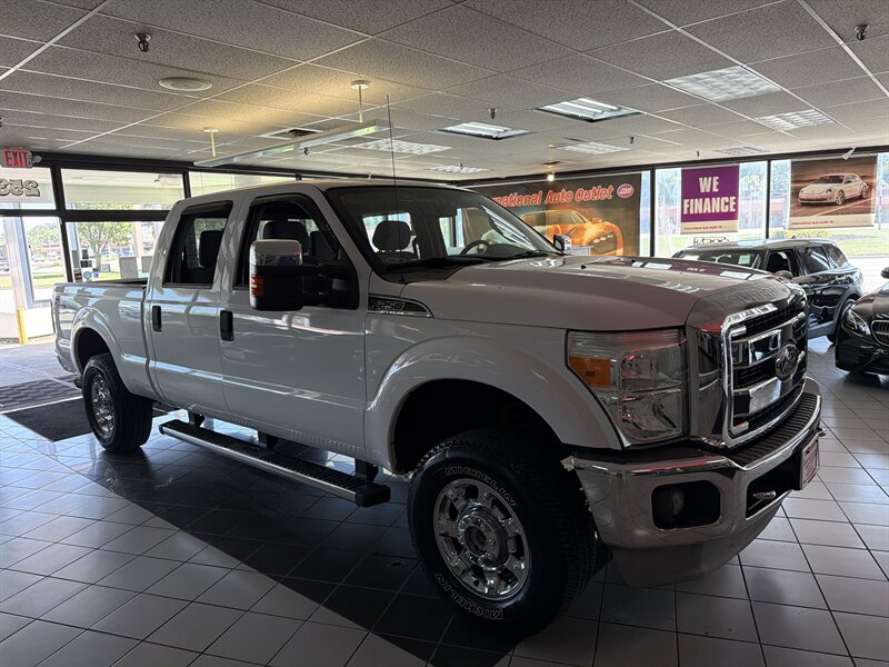 2012 Ford F-250 XLT - Photo 4 - Hamilton, OH 45015