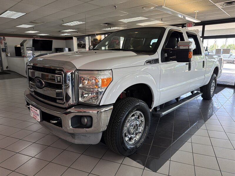2012 Ford F-250 XLT   - Photo 1 - Hamilton, OH 45015