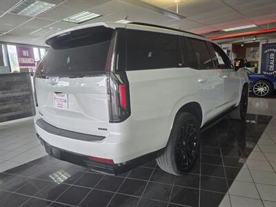 2022 Cadillac Escalade Sport - Photo 4 - Hamilton, OH 45015