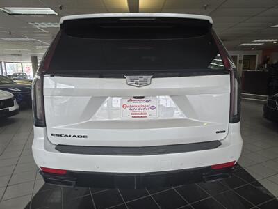 2022 Cadillac Escalade Sport - Photo 5 - Hamilton, OH 45015