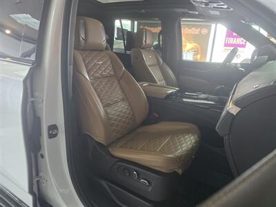 2022 Cadillac Escalade Sport - Photo 18 - Hamilton, OH 45015