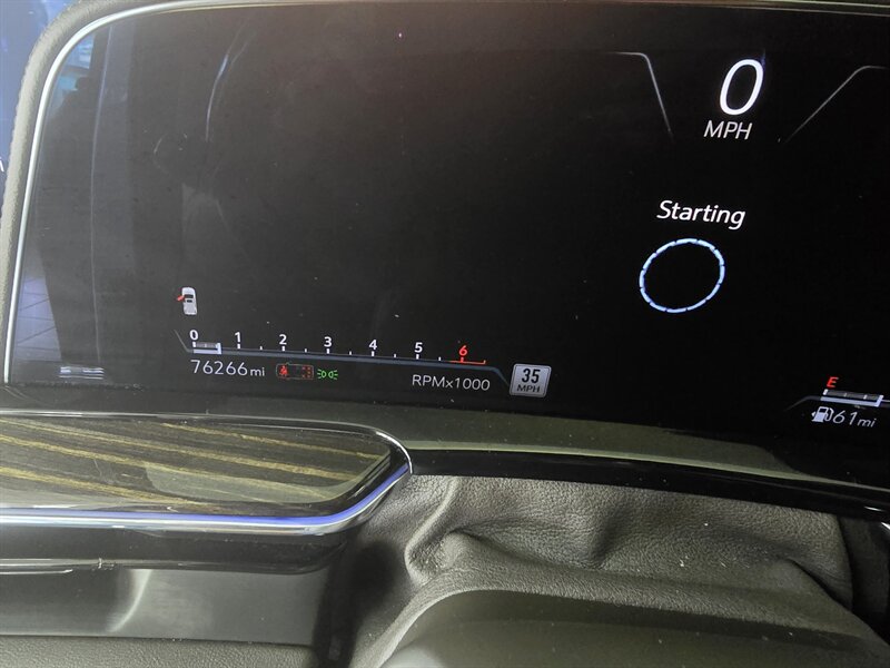 2022 Cadillac Escalade Sport - Photo 31 - Hamilton, OH 45015