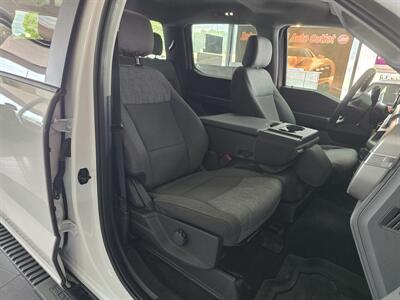 2022 Ford F-150 XLT SUPER CREW 4X4   - Photo 13 - Hamilton, OH 45015