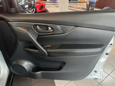 2019 Nissan Rogue S   - Photo 26 - Hamilton, OH 45015