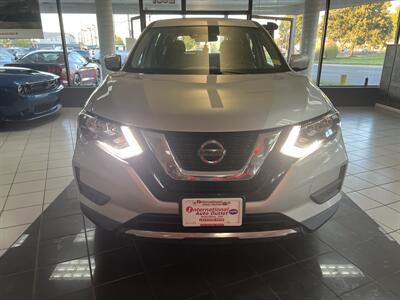 2019 Nissan Rogue S   - Photo 3 - Hamilton, OH 45015