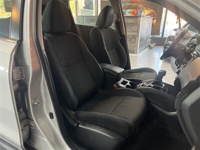 2019 Nissan Rogue S   - Photo 25 - Hamilton, OH 45015
