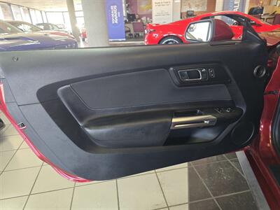 2015 Ford Mustang V6 2DR COUPE   - Photo 7 - Hamilton, OH 45015