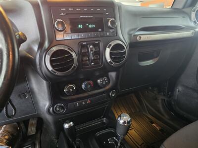 2015 Jeep Wrangler Sport 4DR SUV 4X4   - Photo 27 - Hamilton, OH 45015