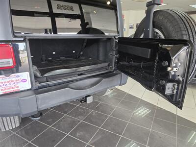 2015 Jeep Wrangler Sport 4DR SUV 4X4   - Photo 26 - Hamilton, OH 45015