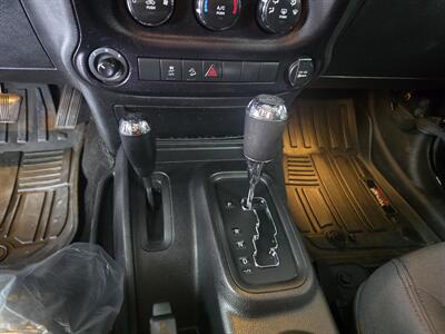 2015 Jeep Wrangler Sport 4DR SUV 4X4   - Photo 28 - Hamilton, OH 45015