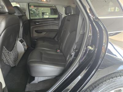 2010 Cadillac SRX Base 4DR SUV   - Photo 11 - Hamilton, OH 45015