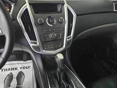 2010 Cadillac SRX Base 4DR SUV   - Photo 22 - Hamilton, OH 45015