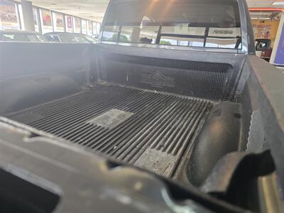 2019 RAM 1500 Classic Express-CREW CAB-4X4-HEMI   - Photo 30 - Hamilton, OH 45015