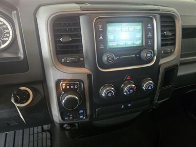 2019 RAM 1500 Classic Express-CREW CAB-4X4-HEMI   - Photo 27 - Hamilton, OH 45015