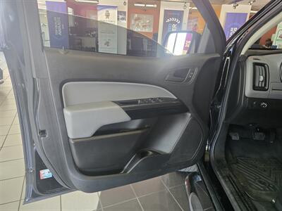 2022 Chevrolet Colorado Work Truck CREW CAB - Photo 7 - Hamilton, OH 45015