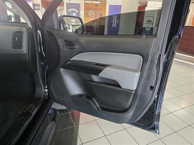 2022 Chevrolet Colorado Work Truck CREW CAB - Photo 12 - Hamilton, OH 45015
