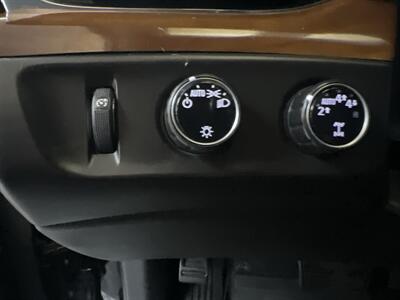 2017 Cadillac Escalade Luxury Collection 4DR SUV AWD   - Photo 19 - Hamilton, OH 45015