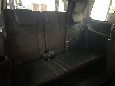 2017 Cadillac Escalade Luxury Collection 4DR SUV AWD   - Photo 27 - Hamilton, OH 45015