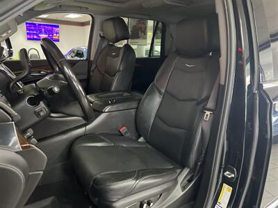 2017 Cadillac Escalade Luxury Collection 4DR SUV AWD   - Photo 10 - Hamilton, OH 45015