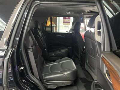 2017 Cadillac Escalade Luxury Collection 4DR SUV AWD   - Photo 25 - Hamilton, OH 45015