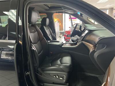 2017 Cadillac Escalade Luxury Collection 4DR SUV AWD   - Photo 30 - Hamilton, OH 45015