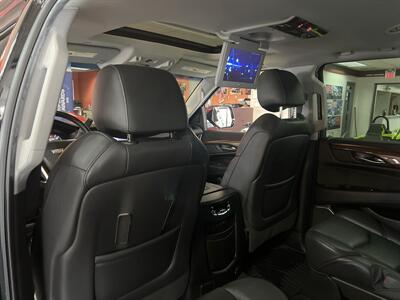 2017 Cadillac Escalade Luxury Collection 4DR SUV AWD   - Photo 22 - Hamilton, OH 45015
