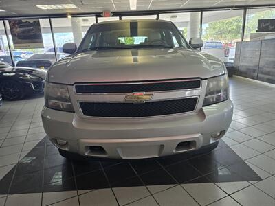 2010 Chevrolet Tahoe LT 4DR SUV 4X4 - Photo 2 - Hamilton, OH 45015