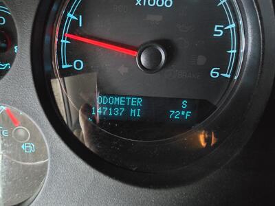 2010 Chevrolet Tahoe LT 4DR SUV 4X4 - Photo 20 - Hamilton, OH 45015