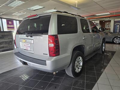 2010 Chevrolet Tahoe LT 4DR SUV 4X4 - Photo 4 - Hamilton, OH 45015