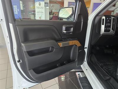 2014 GMC Sierra 1500 SLT 4dr Quad Cab 4X4   - Photo 7 - Hamilton, OH 45015