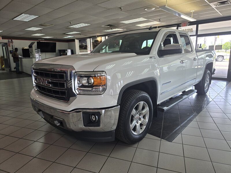 2014 GMC Sierra 1500 SLT 4dr Quad Cab 4X4   - Photo 1 - Hamilton, OH 45015
