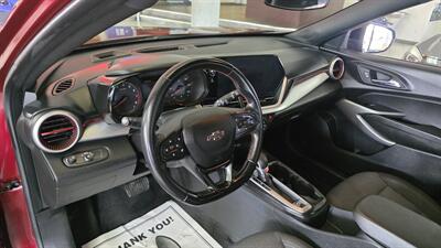 2024 Chevrolet Trax RS 4DR CROSSOVER W/1RS - Photo 11 - Hamilton, OH 45015
