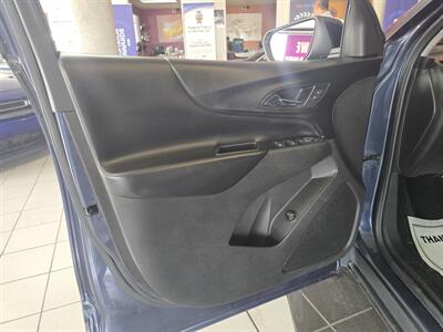 2019 Chevrolet Equinox LT 4DR SUV AWD/2LT   - Photo 7 - Hamilton, OH 45015