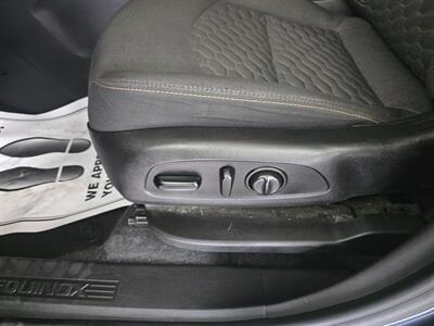 2019 Chevrolet Equinox LT 4DR SUV AWD/2LT   - Photo 18 - Hamilton, OH 45015