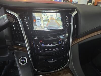 2016 Cadillac Escalade Luxury Collection 4DR SUV AWD   - Photo 24 - Hamilton, OH 45015