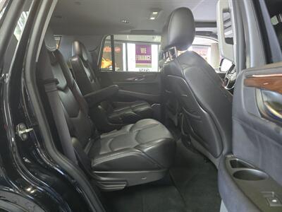 2016 Cadillac Escalade Luxury Collection 4DR SUV AWD   - Photo 18 - Hamilton, OH 45015