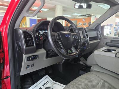 2018 Ford F-150 XLT SUPER CREW 4X4   - Photo 8 - Hamilton, OH 45015
