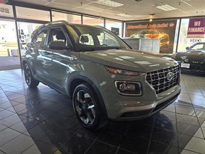 2025 Hyundai VENUE SEL 4DR CROSSOVER - Photo 2 - Hamilton, OH 45015