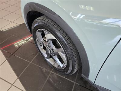 2025 Hyundai VENUE SEL 4DR CROSSOVER - Photo 33 - Hamilton, OH 45015