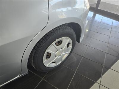 2013 Honda Fit   - Photo 27 - Hamilton, OH 45015