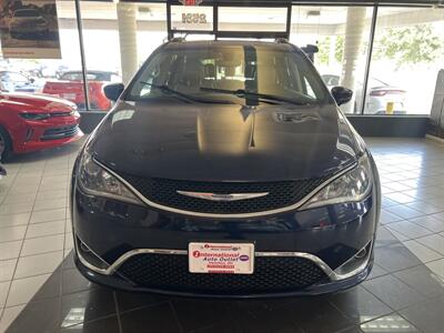 2018 Chrysler Pacifica Touring L Plus 4DR MINI-VAN   - Photo 3 - Hamilton, OH 45015